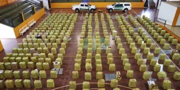 Incautan contrabando de cigarrillos en Puerto Esperanza.