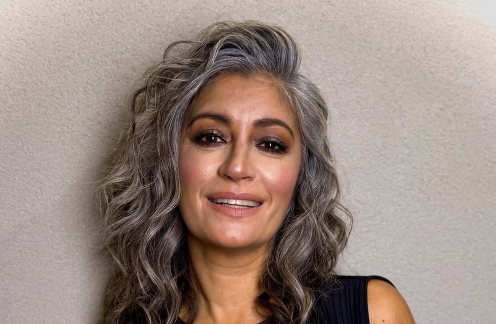 Carla Conte se adelantó al verano y posó con el traje de baño que será tendencia esta temporada