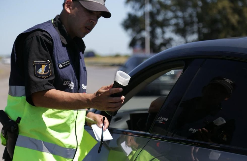 Operativo Verano: qué documentación exigen los controles provinciales en rutas durante las fiestas y las vacaciones en Rosario