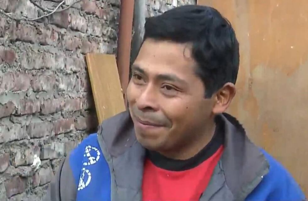 Solidaridad en Córdoba: Alejandro recibió una gran ayuda y ya construye dos habitaciones en su humilde hogar
