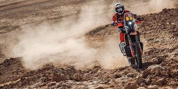 Kevin Benavides, de nuevo es candidato en Motos en el Dakar 2022. Está a solo 5 minutos y 23 segundos de la punta.