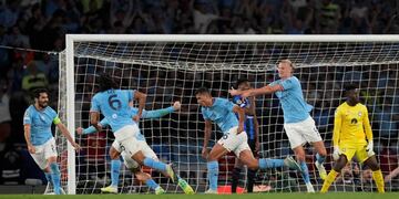 Rodri apareció en escena y puso el 1-0 para el Manchester City ante Inter, por la final de la Champions League en Turquía. (AP)