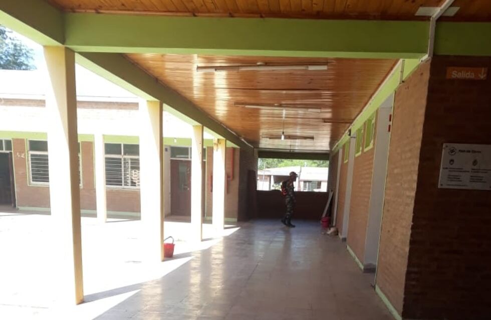 Acusan a un director de escuela por violencia de género contra las docentes