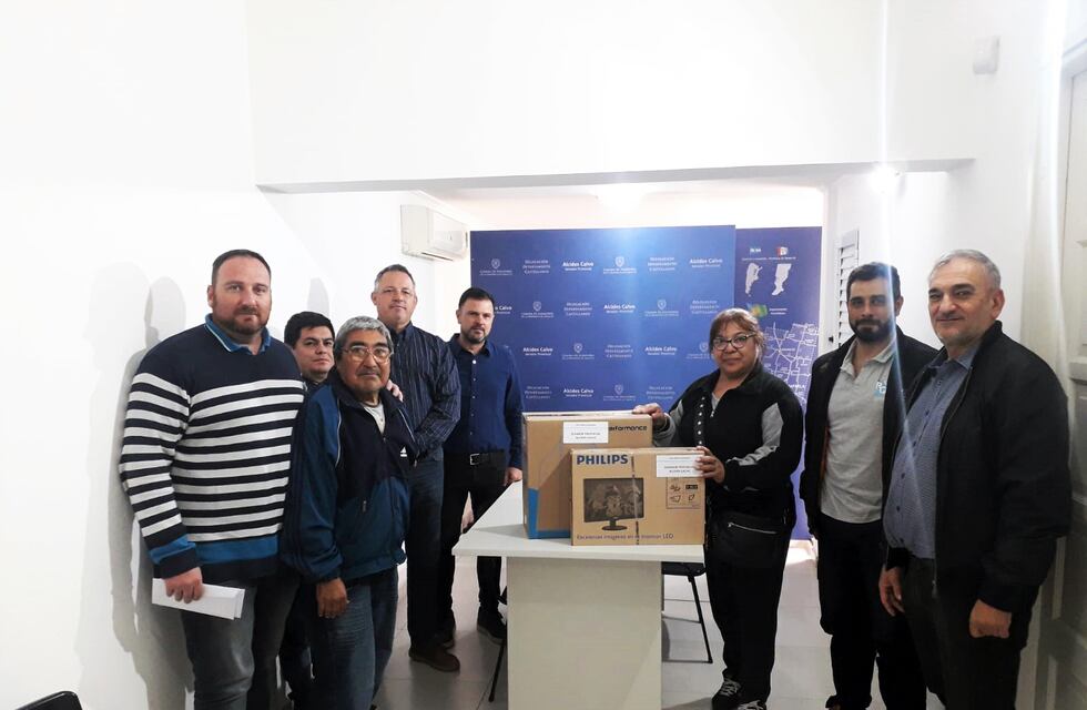 Alcides Calvo recibió a instituciones de Humberto Primo, Rafaela y Vila