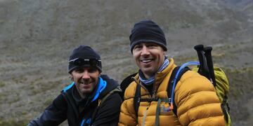 Brad Pitt junto a su hermano Doug