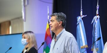 Capitanich presentó el Plan Provincial de regreso a clases presenciales.