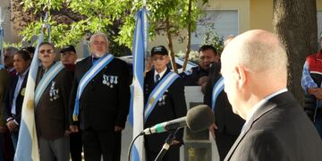 Acto oficial del municipio, en la plazoleta “2 de abril” del Barrio Albatros V.