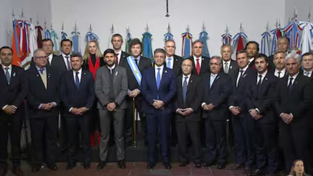 Firmado por los  17 gobernadores y el presidente Javier Milei