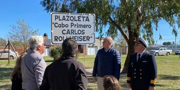 Se impuso el nombre de “Carlos Rollheiser” a la plazoleta ubicada en el ingreso por R249