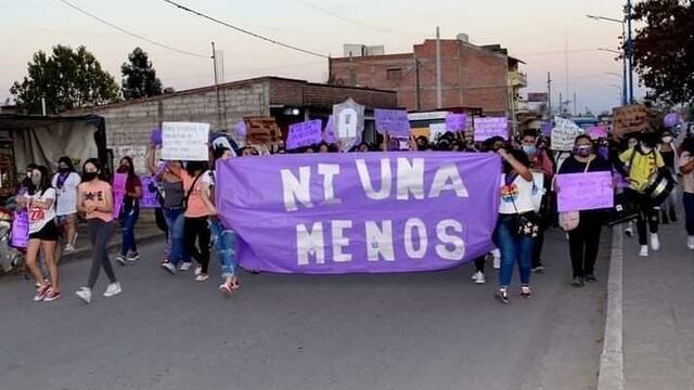 Sostenido reclamo por Ni Una Menos en Jujuy.