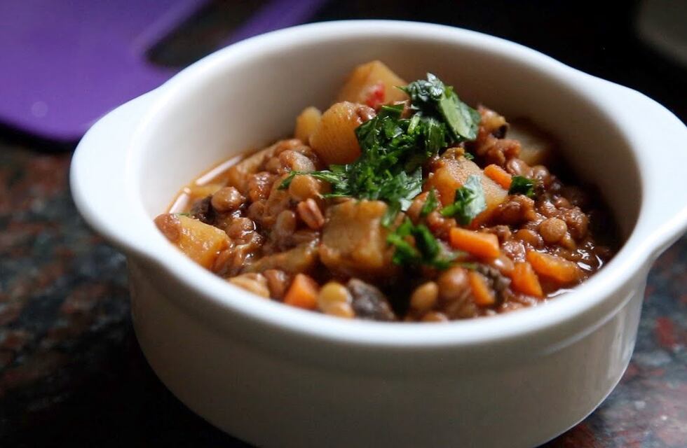 Para todos los gustos: cómo hacer el mejor guiso de lentejas vegetariano para este 9 de julio