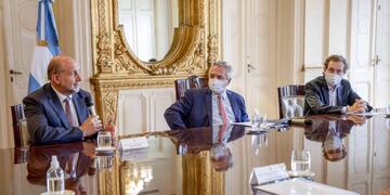 Alberto Fernández y Omar Perotti en la firma del acuerdo de "Santa Fe + Conectada". (Gobierno de Santa Fe)