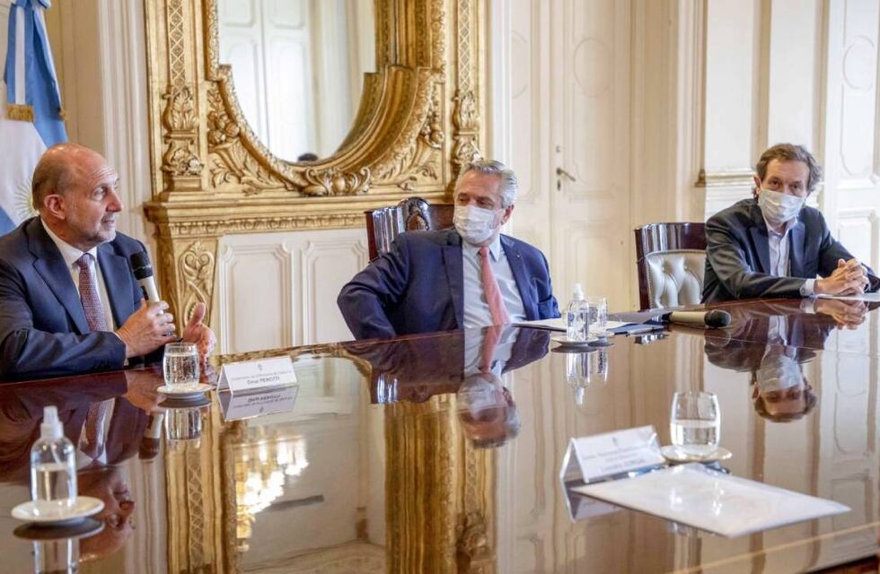 Alberto Fernández y Omar Perotti firmaron un préstamo para el programa de conectividad santafesino
