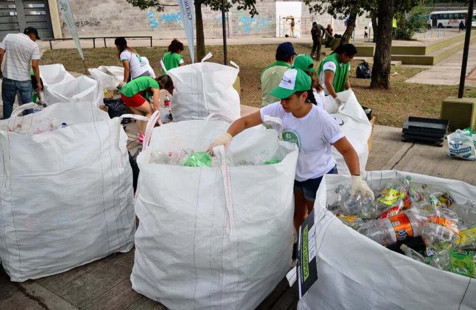 Viernes de “reciclatón” para ayudar a niños y niñas con cáncer, en Jujuy