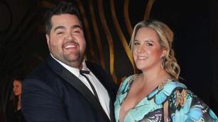 Darío Barassi junto a su esposa.