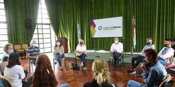 El intendente Luis Castellano se reunió con alumnos de la Escuela 613