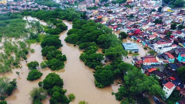 La tremenda inundación en Bahía dejó al menos 18 muertos.