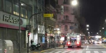 Incendio y evacuación en un edificio de Balvanera