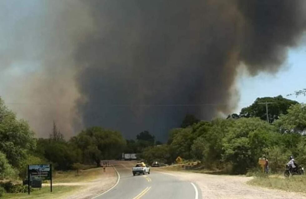 El incendio de San Marcos Sierras fue controlado pero quedaron seis familias evacuadas