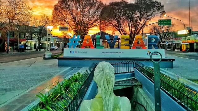 Kilómetro cero de General Alvear
