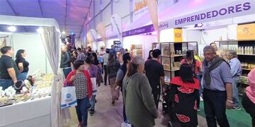 Desde emprendedores hasta las grandes empresas componen la propuesta de la muestra que miles de personas ya han visitado en los dos primeros días de la Expojuy 2022.