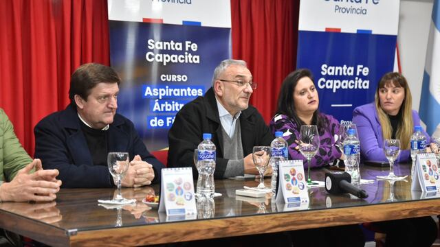 Presentaron el curso de aspirantes a árbitras de fútbol