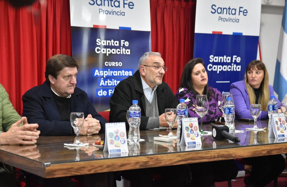 Se presentó el curso “Aspirantes árbitras de Fútbol”