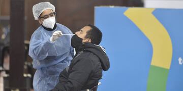 Testeos las 24 horas en el ex Registro Civil. (Ramiro Pereyra)