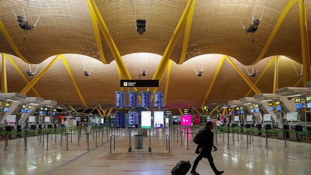 Los argentinos que viajen a España deberán hacer 10 días de cuarentena