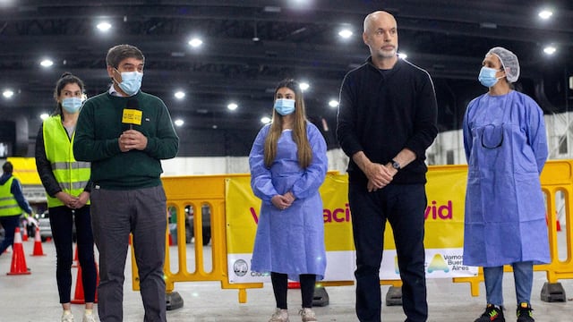 Horacio Rodríguez Larreta junto al ministro de Salud Fernán Quirós.