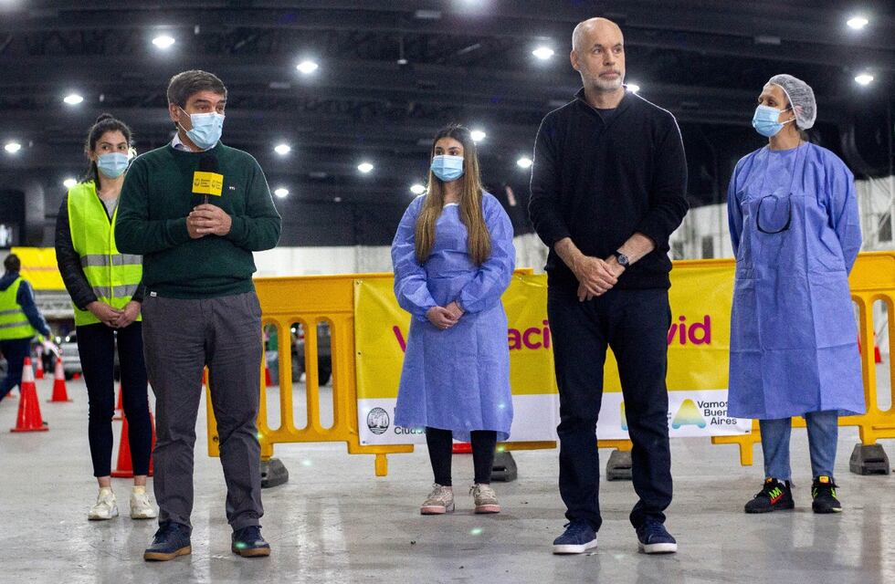Controversia en la Ciudad: demoras en la vacunación de niños y reclamos por la supresión del barbijo en los recreos