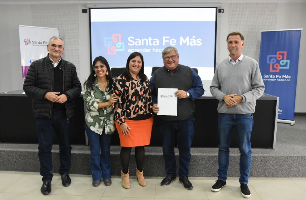 Santa Fe Más-Aprender Haciendo: firmaron el convenio para aplicar en este año en Rafaela