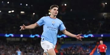 Gol y asistencia para el argentino en Champions.
