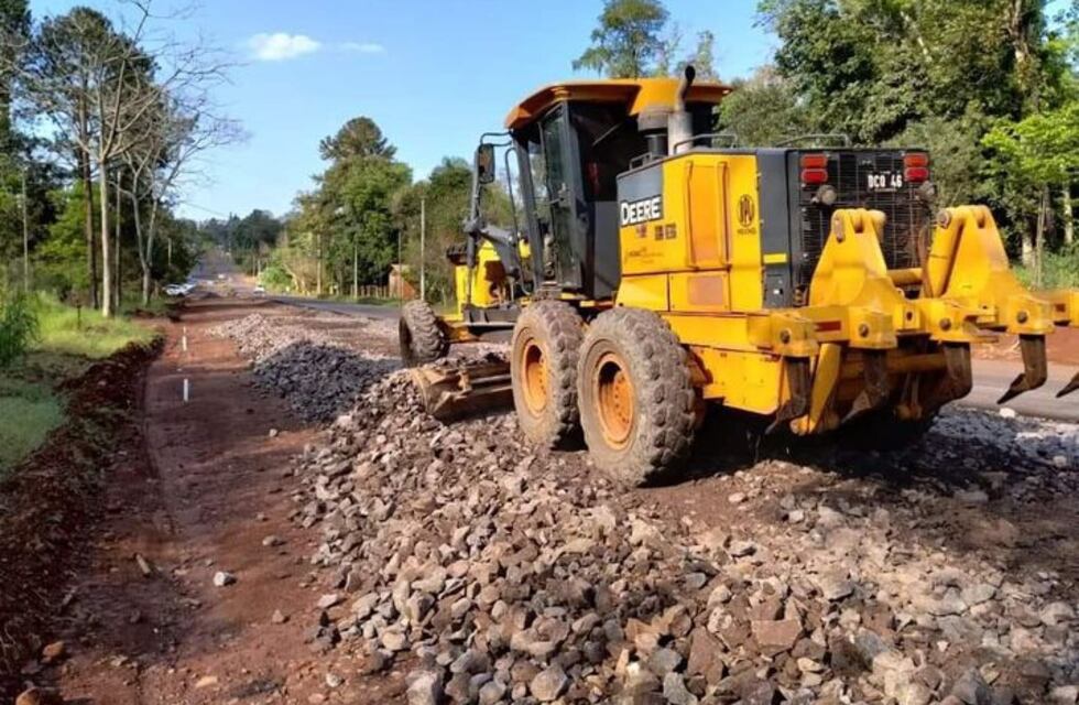 Vialidad Provincial ejecuta diferentes frentes de obra en la zona Norte