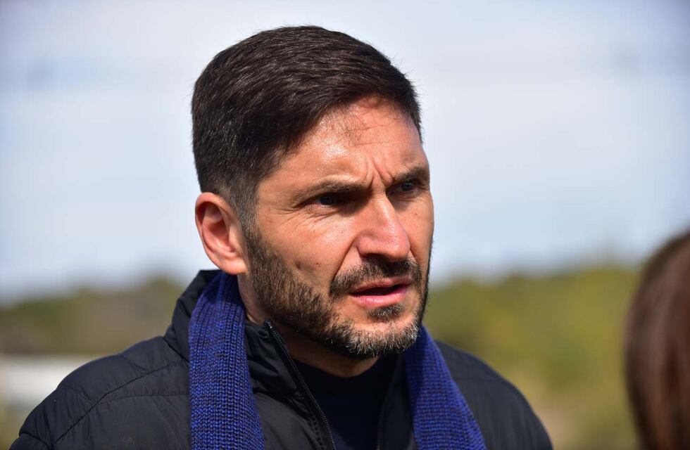Maximiliano Pullaro presentó a su futuro gabinete de trabajo en la localidad santafesina de Cayastá