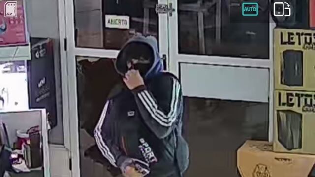 Eldorado: joven violentó un local comercial y sustrajo celulares.