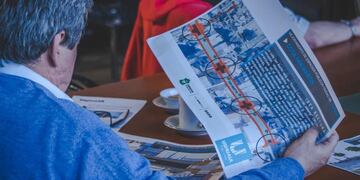 Omar Becerra encabezó el encuentro del que participaron autoridades de la Dirección Provincial de Energía y representantes de Prefectura Naval y Bomberos.