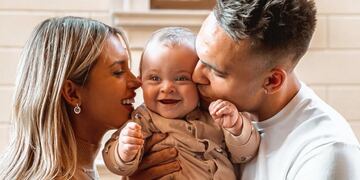 Agustina Gandolfo y Lautaro Martínez celebraron el primer año de Nina.