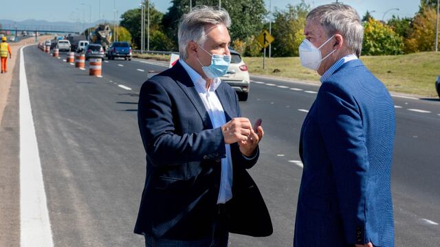 El intendente detalló lo que invierten junto a Provincia y Nación para mantener el precio del boleto.