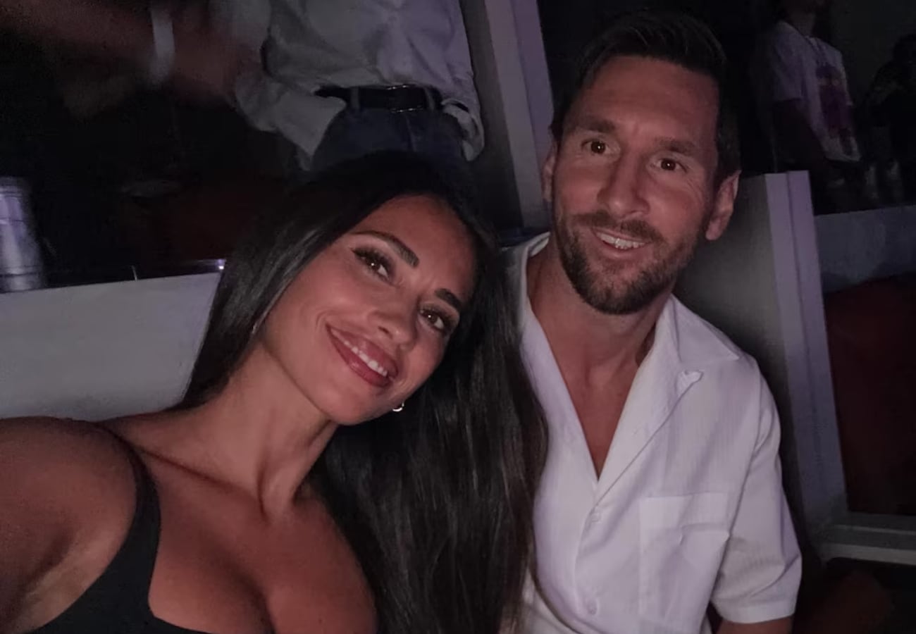 Messi y Antonela en el show de Coldplay en Miami.