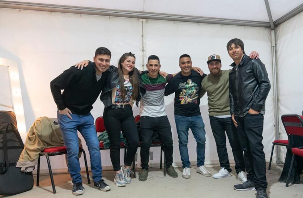 Dulces Lagartos y La Escandalosa en vivo