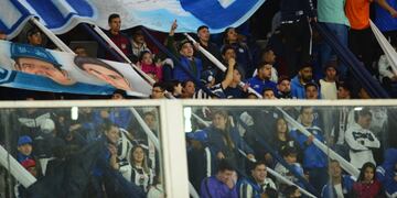Los hinchas de Talleres no podrán estar en el primer duelo de una llave histórica ante Vélez (Javier Ferreyra / La Voz).