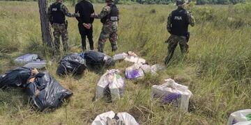 Incautan más de 270 kilos de marihuana en Santa Ana y detienen a una persona.