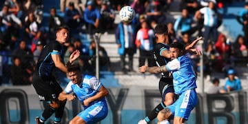 Estudiantes de Río Cuarto estuvo cerca de traerse los tres puntos ante el líder Gimnasia de Jujuy (Crédito: X/@lavozdejujuyok)