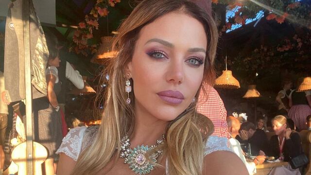 Evangelina Anderson se despidió del verano en Munich.