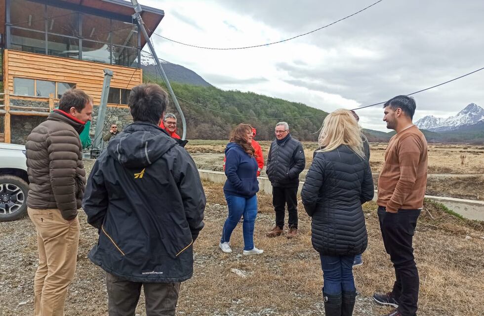 Autoridades de vialidad nacional recorrieron obras viales en Tierra del Fuego