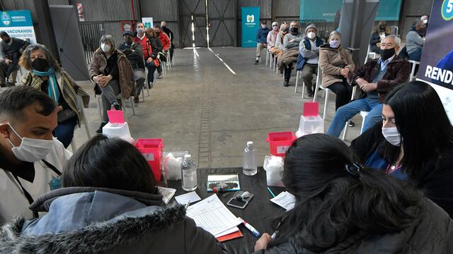 El Ministerio de Salud de Mendoza informó que en la fecha se registraron 161.036 casos positivos confirmados Covid-19. Orlando Pelichotti/Los Andes