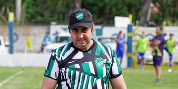 Carlos Cereza es el entrenador del Cultural de Arroyito