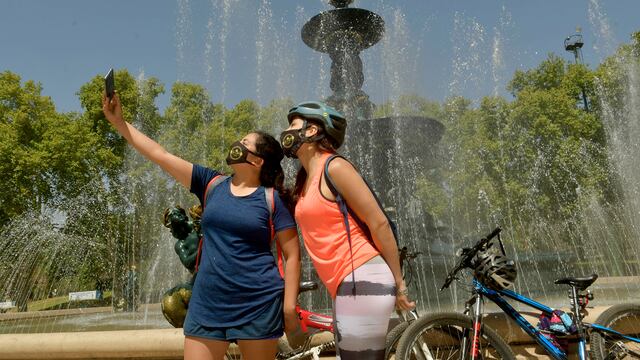 De acuerdo a las previsiones del Servicio Meteorológico Nacional, es muy probable que la primavera tenga temperaturas más altas de la media histórica en Mendoza. Foto: Orlando Pelichotti / Los Andes.
