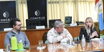 Marcelo Riberi (IMV), Germán Bottero (Concejo Municipal), Marcelo Lombardo (Jefe de Gabinete) y Noelia Chiappero (Hacienda) estuvieron en el sexto piso.